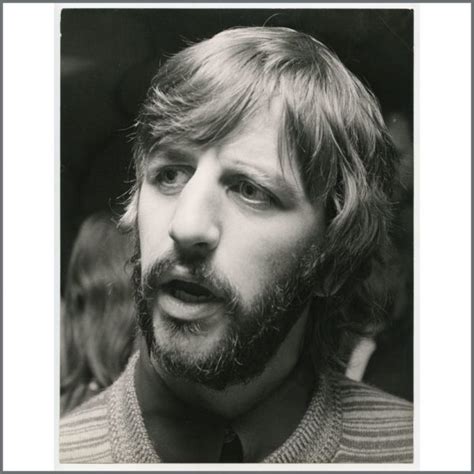 John lennon honored by his sons, paul mccartney and ringo starr on 40th anniversary of his death. B27084 - Ringo Starr 1970 Vintage Photograph (UK) - Tracks Ltd