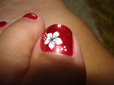 Hawaiian Flower Toe Nail Art Melanie Mcguire