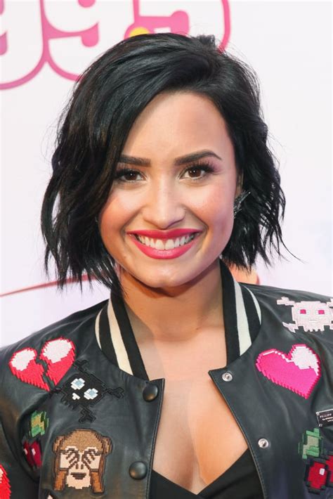How To Get Brows Like Demi Lovato Popsugar Latina Photo 4