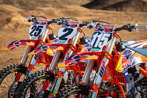 Les Motos De Léquipe Ktm 2021 Lebigusa Actualité Du Motocross