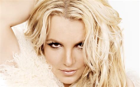 1920x1080 britney spears face make up haircut blonde wallpaper coolwallpapers me