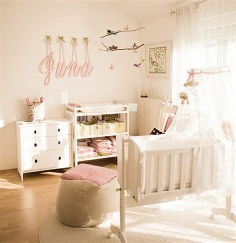 Babyzimmer ideen rosa teppich wanddeko graue wandfarbe. Bildergebnis für kinderzimmer beige | Kinder zimmer ...