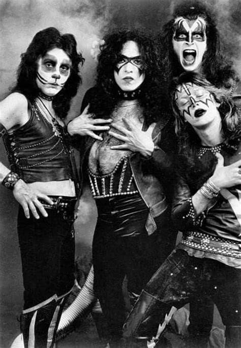 Pin By Butch Veazey On KISS My Board Kiss Music Kiss Concert Kiss Army