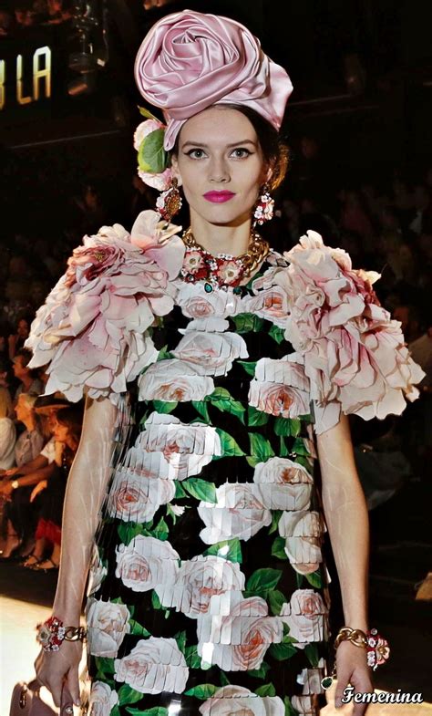 Dolce And Gabbana Springsummer 2019 Colorful Dresses Fashion Floral