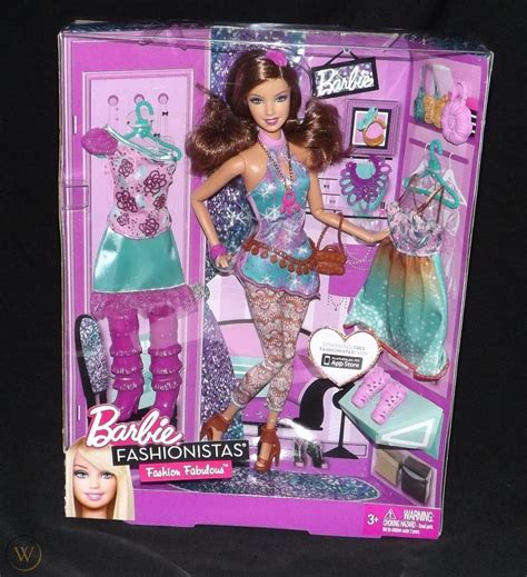 Barbie Fashionistas Teresa Doll Playset 3 Purple Outfits Fashion