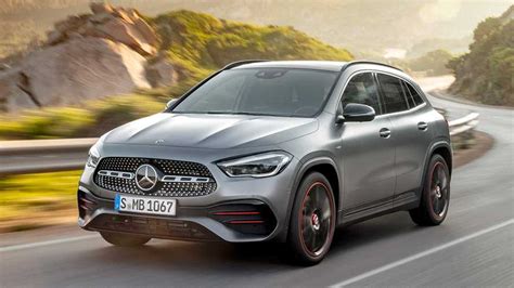 2021 Mercedes Gla Debuts With 302 Hp Amg 35 Car Wash Function