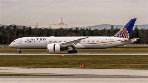 United Airlines To Introduce Non Stop Flights To Cape Town