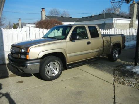 Purchase Used 2004 Chevrolet Silverado 1500 Z71 Extended Cab Pickup 4