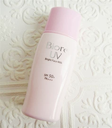 Biore uv aqua rich watery essence sunscreen spf50+. Review - Biore UV Bright Face Milk SPF 50+ PA+++ | Lenallure