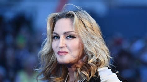154 Interesting Fun Facts About Madonna American Singer Biography Icon