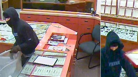 Police Seek Suspects In 500k Jewelry Store Robbery Ctv News