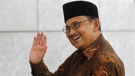 Thareq meminta kepada masyarakat untuk mendoakan. Ini Daftar UU dan Kebijakan Penting Era Habibie yang ...