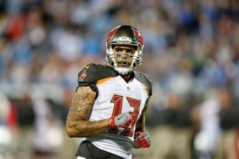 Mike Evans Makes Controversial Decision To Sit Out National Anthem
