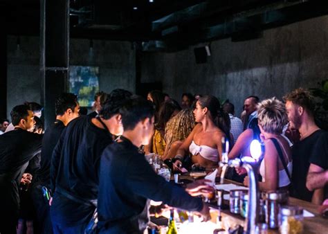 24 Best Bars In Canggu Cocktails Clubs Pubs Honeycombers Bali