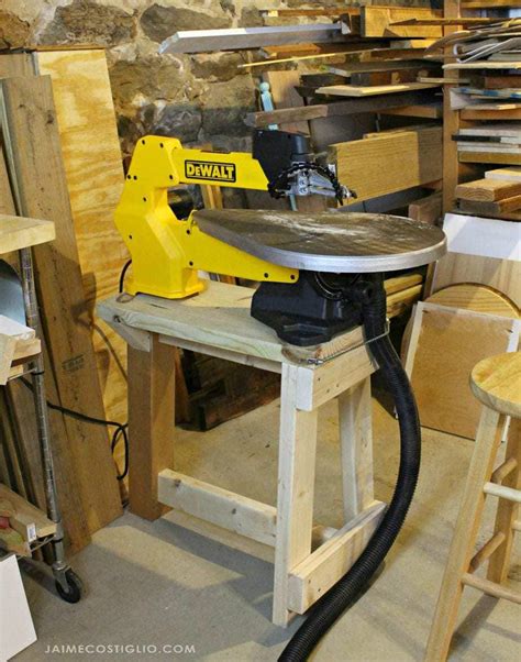 If you've never run a scroll saw before, give this one a quick read and you'll feel so much. My Scroll Saw Set up & Stand Free Plans - Jaime Costiglio