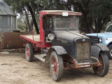 1920 International Truck Ready To Be Restored Is This 1920u2026 Flickr