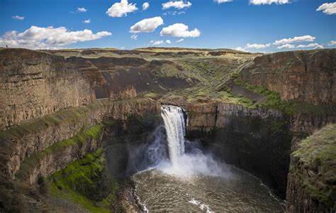 A Tour Guide The Mighty Palouse Falls