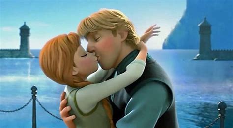 Princess Anna And Kristoff Frozen Anna And Kristoff Disney Couples