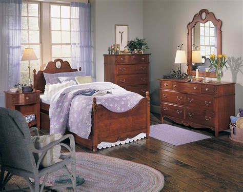 Best Vintage Bedroom Furniture Used Pics Brown