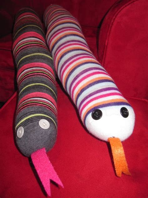 Simple But Really Fun Sock Art To Use Up All Those Single