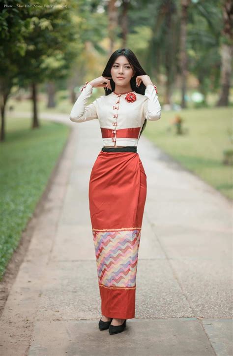 Sexy Style Myanmar Popular Cute Model Goddess In Sexy