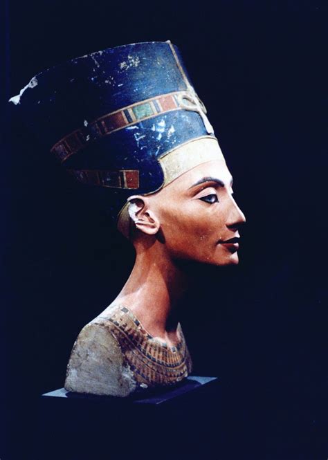 How To Make A Nefertiti Headdress Nefertiti Is One Of The Most