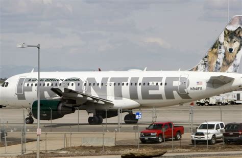 Female Pilots Are Accusing Frontier Airlines Of Blocking Them From Breastfeeding