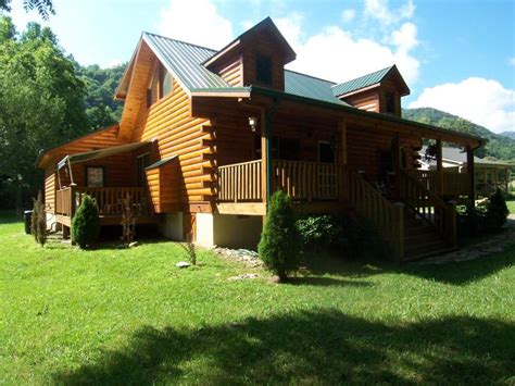 Discover 149 cabins with hot tub to book online direct from owner in maggie valley, haywood county. Cabin Rentals in Maggie Valley, NC  <div><h2><a>Premier Vacation Rentals</a></h2><div><h4>Other Places:</h4><p><b>Redstone Mansion LLC</b><br> 275 Mother Nature Drive, Burnsville, NC 28714, USA <br> Coordinate: 35.8627926, -82.213069<br></p><p><b>Country Home Vacation Rental</b><br> 1609 NC-80, Burnsville, NC 28714, USA <br> Coordinate: 35.8860825, -82.2149688<br>(http://www.countryhomevacationrental.com/) </p><p><b>Mountain Land Company</b><br> 15784 US-421, Deep Gap, NC 28618, USA <br> Coordinate: 36.2039162, -81.4361972<br>(http://www.mountains4sale.com/) </p><p><b>MB Rental Properties LLC</b><br> 340 Dollard Town Rd, Goldsboro, NC 27534, USA <br> Coordinate: 35.320084, -77.916189<br></p><p><b>Boone Realty</b><br> 1950 Blowing Rock Rd, Boone, NC 28607, USA <br> Coordinate: 36.19726, -81.656326<br>(https://www.boonerealtync.com/) </p><p><b>High Country Association of Realtors</b><br> 4469 Bamboo Rd, Boone, NC 28607, USA <br> Coordinate: 36.2054152, -81.6231162<br>(https://www.highcountryrealtors.org/) </p><p><b>Affordable High Country Housing</b><br> 243 Bamboo Rd, Boone, NC 28607, USA <br> Coordinate: 36.1954765, -81.6350658<br>(http://affordablehighcountryhousing.com/contact-us/) </p><p><b>Flanigan Pipes</b><br> 188 Milton Brown Heirs Rd #828, Boone, NC 28607, USA <br> Coordinate: 36.1888588, -81.6326245<br>(http://www.flaniganpipes.com/default.asp?content=contact) </p><p><b>RE/MAX PINNACLE</b><br> 441 W Williams St, Apex, NC 27502, USA <br> Coordinate: 35.7299899, -78.859799<br>(http://www.remax.com/realestateofficerealtor/apex-nc-27502-rema) </p><p><b>Colhoun Real Estate</b><br> 501 N Salem St STE 101, Apex, NC 27502, USA <br> Coordinate: 35.7362039, -78.8492923<br>(http://www.colhounrealestate.com/) </p><p><b>Arthur Reichert / Real Living Pittman Properties</b><br> 119 Salem Towne Ct, Apex, NC 27502, USA <br> Coordinate: 35.7380746, -78.8490678<br></p><p><b>The Villages at Westford Apartments</b><br> 2605 S Lowell Rd, Apex, NC 27523, USA <br> Coordinate: 35.7478214, -78.9088464<br>(https://www.thevillagesatwestford.com/) </p><p><b>Bell Apex Apartments</b><br> 4000 Spotter Drive, Apex, NC 27502, USA <br> Coordinate: 35.7474875, -78.8426214<br>(https://www.bellapexapts.com/) </p><p><b>RE/MAX Performance - Ed Karazin Owner</b><br> 2761 NC-55, Cary, NC 27519, USA <br> Coordinate: 35.7859382, -78.8728089<br>(https://www.remax.com/real-estate-agents/cary-nc-27519-edkarazi) </p><p><b>Susan Tirgrath - Realtor</b><br> 2761 NC-55, Cary, NC 27519, USA <br> Coordinate: 35.7859382, -78.8728089<br>(https://realtorcarync.com/) </p><p><b>Re/Max Performance - Jean Fletcher</b><br> 2761 NC-55, Cary, NC 27519, USA <br> Coordinate: 35.7859382, -78.8728089<br>(http://www.greatercaryhomes.com/) </p><p><b>Just Call Brenda Real Estate Team - Total Source Realty</b><br> 2740 NC-55 Ste 202, Cary, NC 27519, USA <br> Coordinate: 35.7855109, -78.8705946<br>(https://www.justcallbrenda.com/?y_source=1_MTEyMzU0MzctNzE1LWxv) </p><p><b>Total Source Realty</b><br> 2740 NC-55 STE 202, Cary, NC 27519, USA <br> Coordinate: 35.7855109, -78.8705946<br>(http://totalsourcerealty.com/) </p><p><b>The Crown Companies, LLC</b><br> 2730 NC-55, Cary, NC 27519, USA <br> Coordinate: 35.7855108, -78.8710987<br>(http://crown-companies.com/) </p><p><b>Davis & Main Real Estate</b><br> 501 W Williams St #521, Apex, NC 27502, USA <br> Coordinate: 35.7331453, -78.8622557<br>(http://davisandmainrealestate.com/) </p></div>Источник: https://cumaps.net/en/US/premier-vacation-rentals-p2735780</div>  Greensboro, NC · Wishbone Tiny Homes   Honeymoon Cabins   Honeymoon Cabins   Winston-Salem, NC · Tiny Life Construction   FlipKey