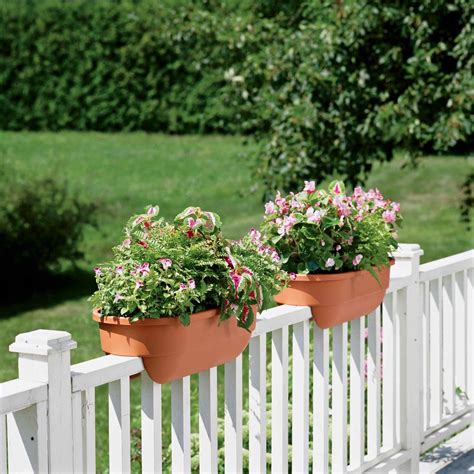 13 Most Wonderful Front Porch With Flower Boxes Ideas — Breakpr