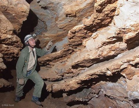 Differential Cave Erosion Earth Science Picture Of The Day Secret