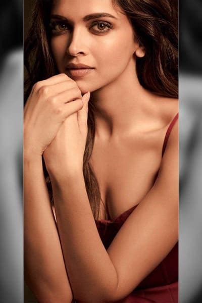 Inderjeet Singh Bollywood Deepika Padukone Hot And Sexy Photos