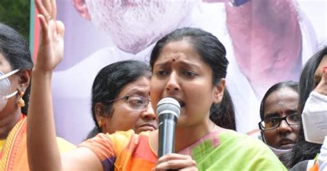 Actress Gayathri Raghuram Removed From BJP DEETS Tamil News