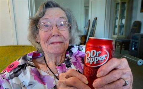 Elizabeth Sullivan 104 Year Old Texas Woman Drinks 3 Dr Pepper