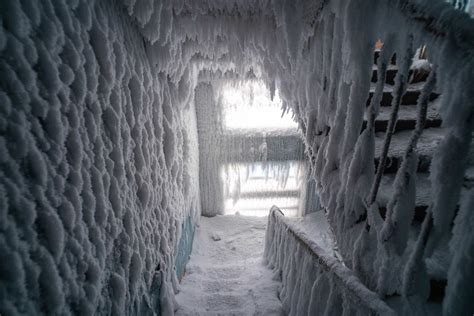 Photos Of A Frozen Russian Apartment In Europes Coldest City Petapixel