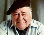 Jonathan Winters, Unpredictable Comedian, Dies at 87 - The New York Times