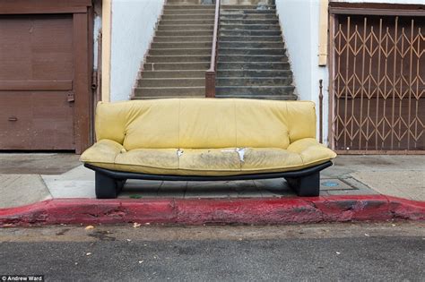Artist Photographs Abandoned Sofas On Los Angeles Streets Daily Mail Online