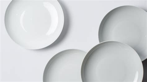You Dont Need Plates And Bowls You Need Dinner Bowls Architectural