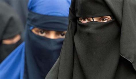 Protesters Express Rage Over Austrias Full Face Veil Ban