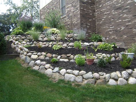 Pin By Ly Lam On Cour Sloped Backyard Landscaping Backyard