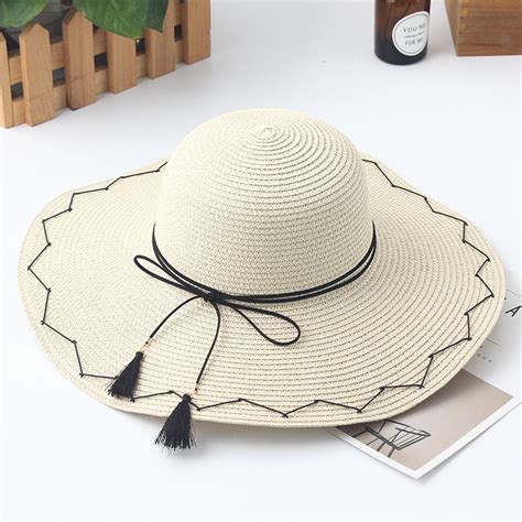 S Fashionable Big Brim Straw Floppy Foldable Beach Hat With Bowknot