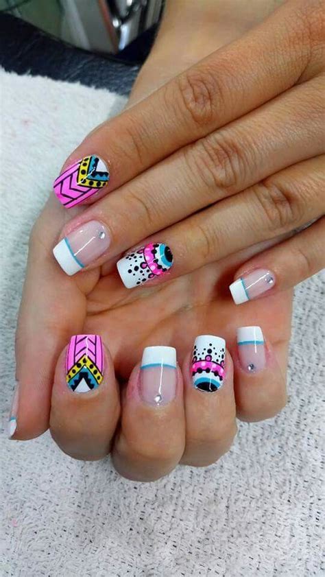 140 diseños de uñas decoradas en color negro. Uñas atrevidas #uñasesculpidas | Diseños de uñas, Uñas ...