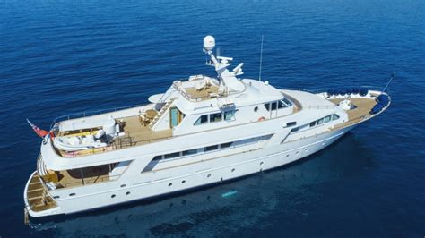 Classic Motor Yachts For Sale In Europe Equinoxe Yachts International