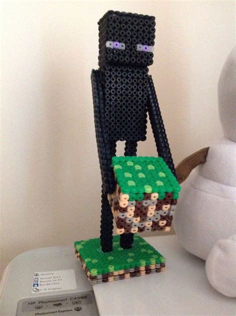 3d Minecraft Enderman With Grass Block Minecraft Beads Perler Bead
