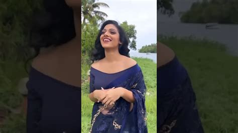 Mallu Serial Actress Avanthika Mohan Hot Transparent Saree Navel Show