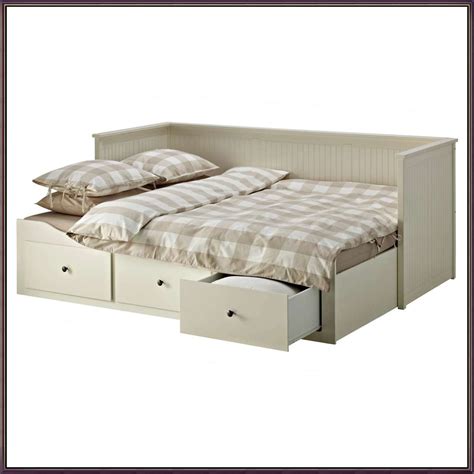 Der matratzenbezug schützt den kern der matratze. Lattenrost Klappbar Ikea Mit Wenigen Handgriffen Zum ...
