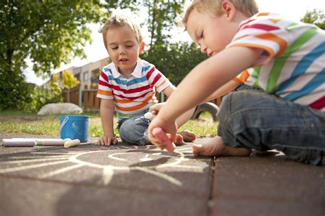 How to Teach the Value of Cooperative Play Through Children's ...