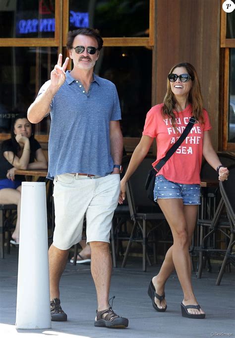 Une fois revenue à paris, elle entre au cours florent 3 où elle continue l'apprentissage de la comédie, mais toujours en anglais puis elle étudie à la london academy 4. Exclusif - Julian McMahon et sa femme Kelly Paniagua ...