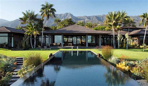 Ellen degeneres has a number of homes. Look Inside Ellen DeGeneres And Portia Rossi's $27M Bali ...