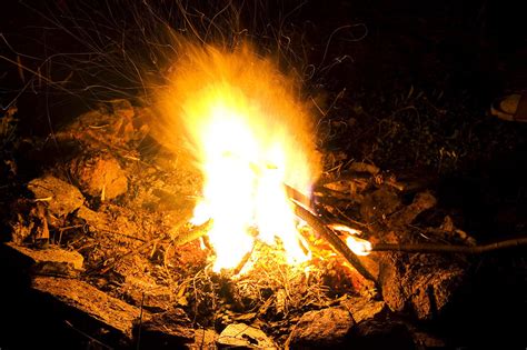 Campfire Free Stock Photo A Camp Fire At Night 5778