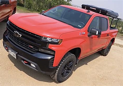 Video Chevy Silverado Trail Boss Get The Powerful 62l V8 And Save